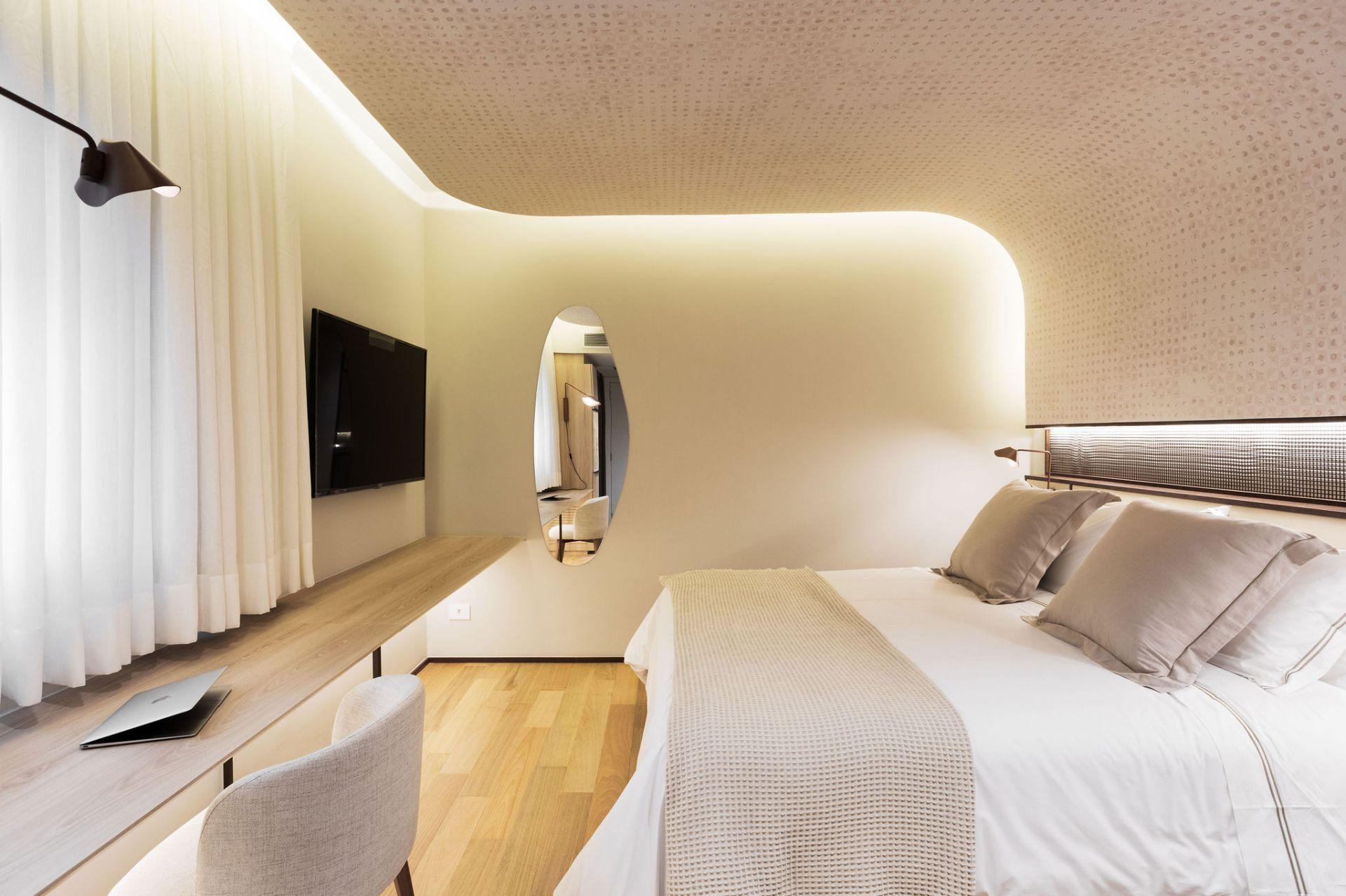 Qoya Hotel Curitiba, Curio Collection By Hilton Bagian luar foto A room at the hotel
