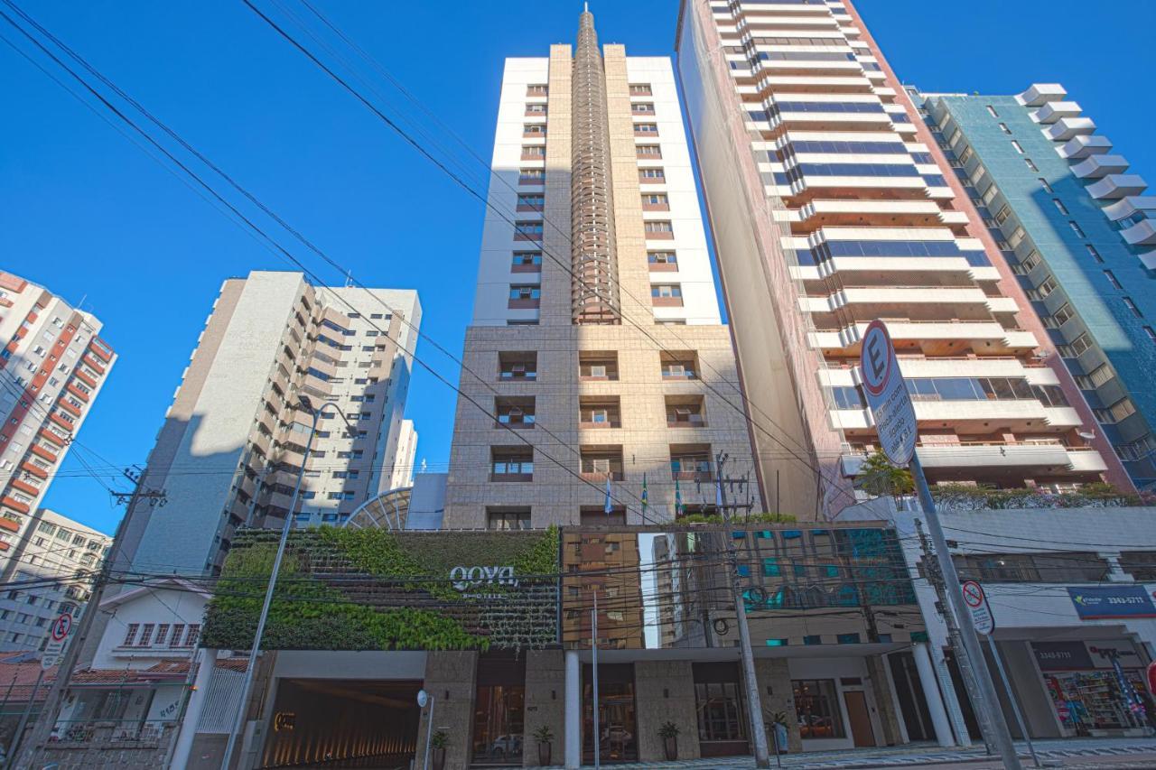 Qoya Hotel Curitiba, Curio Collection By Hilton Bagian luar foto The building in 2016